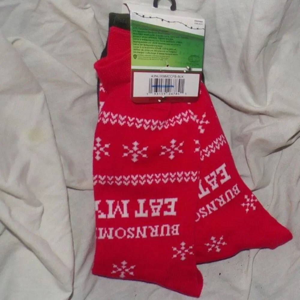National Lampoon's Christmas Vacation Adult 2 Pair Of Socks NWT Size 6-12